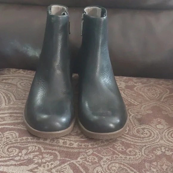 Dansko Black Leather Ankle Booties - Picture 2 of 7